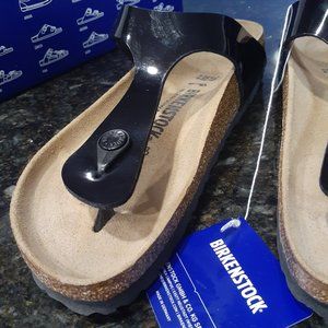 Birkenstock Sz 39 Gizeh Patent Leather Sandals NEVER WORN